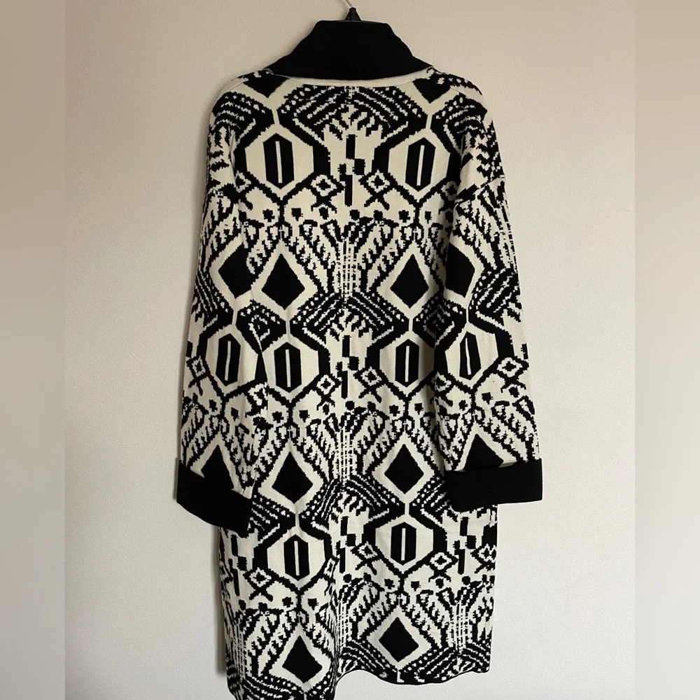 LOVESTITCH Cardigan - Picture 5 of 5